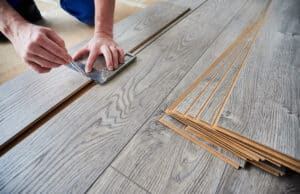 who installs vinyl plank flooring